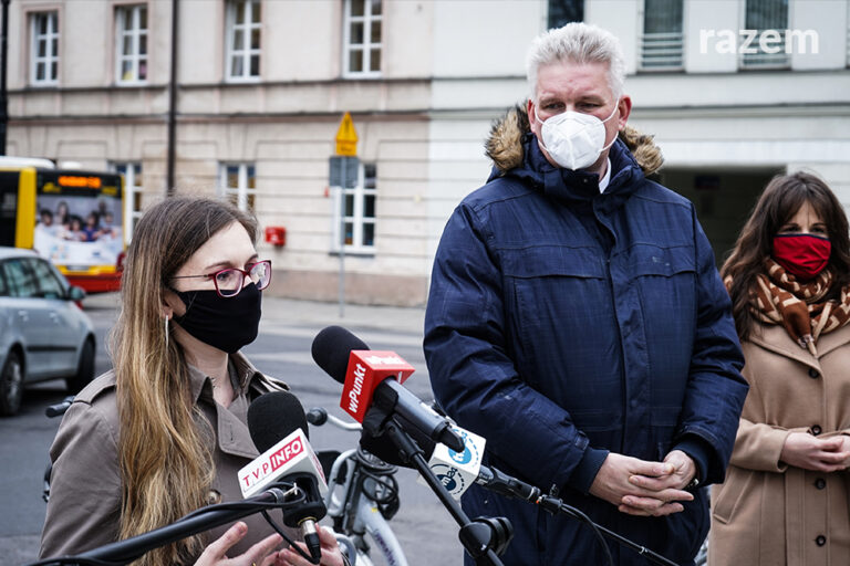 Konferencja: Posłowie Prawa i Sprawiedliwości oraz Konfederacji przeciwko dobrym rozwiązaniom!