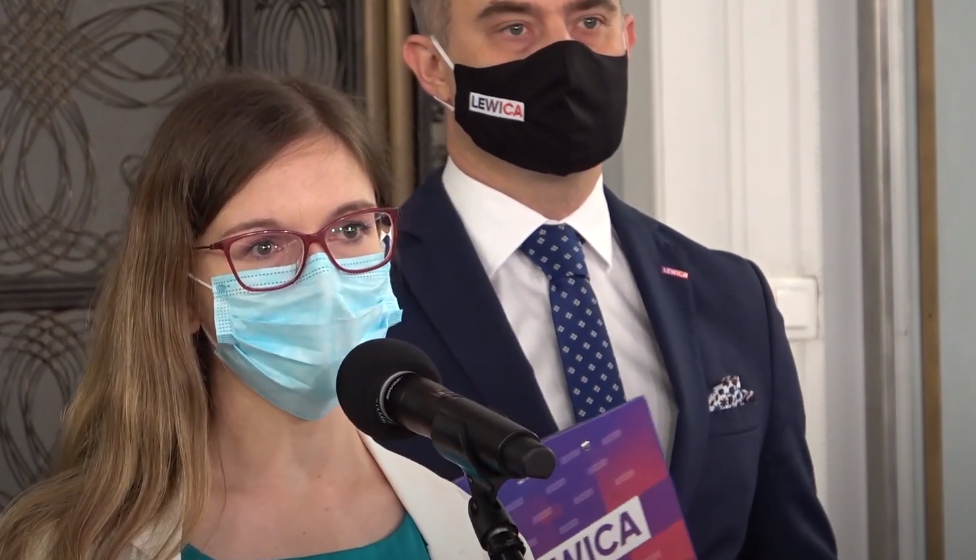 2021 06 21 12 17 57 Window