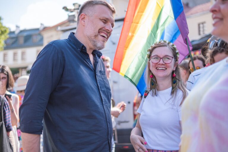 Posłanka Matysiak wsparła związkowców i&nbsp;Marsz Równości w&nbsp;Bielsko-Białej