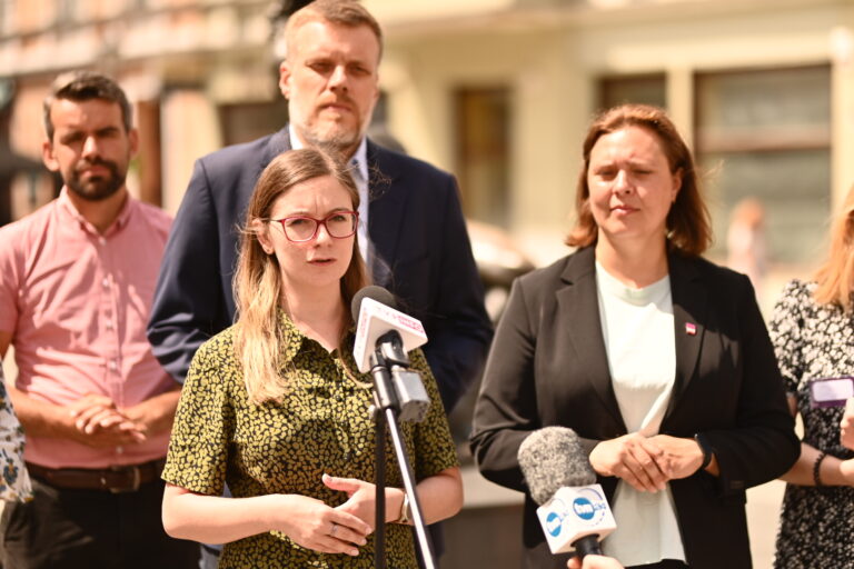 Lato z&nbsp;Razem: Posłanka Matysiak w&nbsp;Zielonej Górze o&nbsp;trasie Czerwieńsk —&nbsp;Zbąszynek