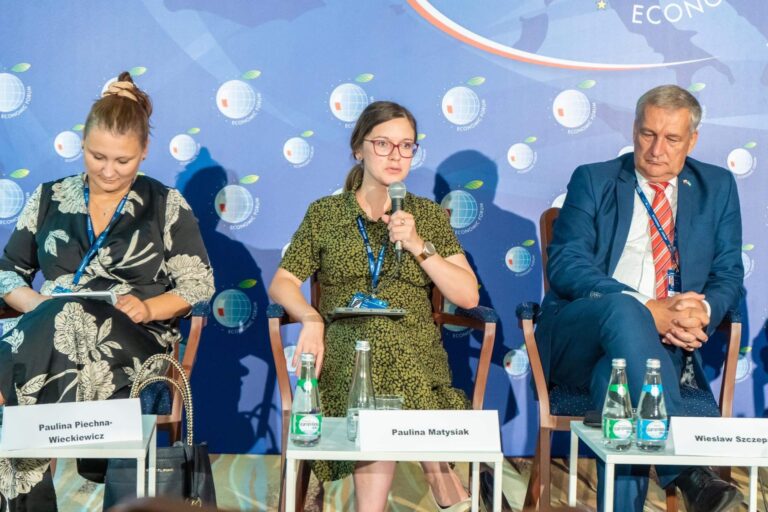 O mieszkaniach i populizmie podczas Forum Ekonomicznego w Karpaczu