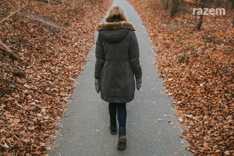 Sieradz: Nauczycielka 7 godzin dziennie pielgrzymuje do&nbsp;ucznia