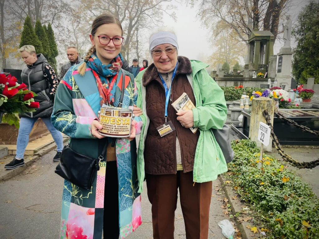 Kwesta na&nbsp;ratowanie zabytkowych grobów kutnowskiego cmentarza