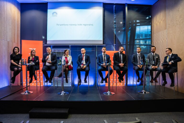 Posłanka Matysiak na&nbsp;XI Kongresie Kolejowym w&nbsp;Warszawie