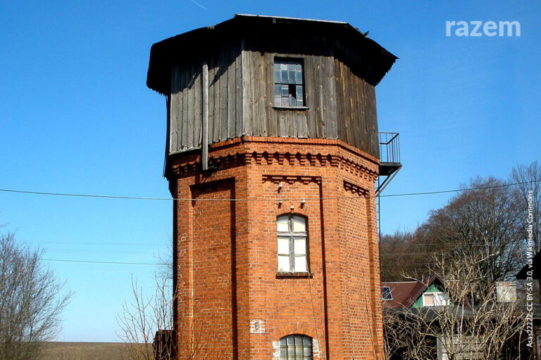 Zapomniane wieże wodne PKP: Zabytki architektury kolejowej w&nbsp;Polsce na&nbsp;granicy ruiny
