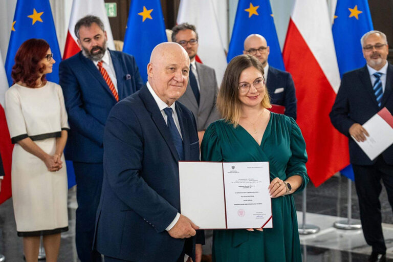 Posłanka Paulina Matysiak odebrała zaświadczenie o&nbsp;wyborze