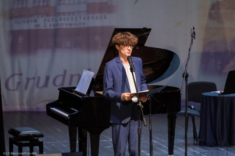 Święto II&nbsp;LO im.&nbsp;J. Kasprowicza w&nbsp;Kutnie