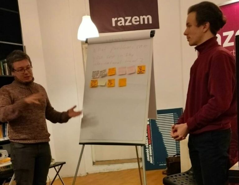 Dyskusja o&nbsp;podróżowaniu koleją w&nbsp;UE w&nbsp;Katowicach