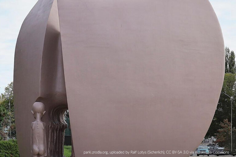 Ministerstwo Kultury broni kontrowersyjnej inwestycji w&nbsp;Łodzi. Mieszkańcy stracą sklepy w&nbsp;imię pamięci historycznej