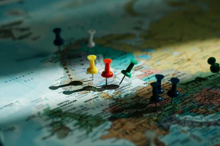 close up og pins in a world map