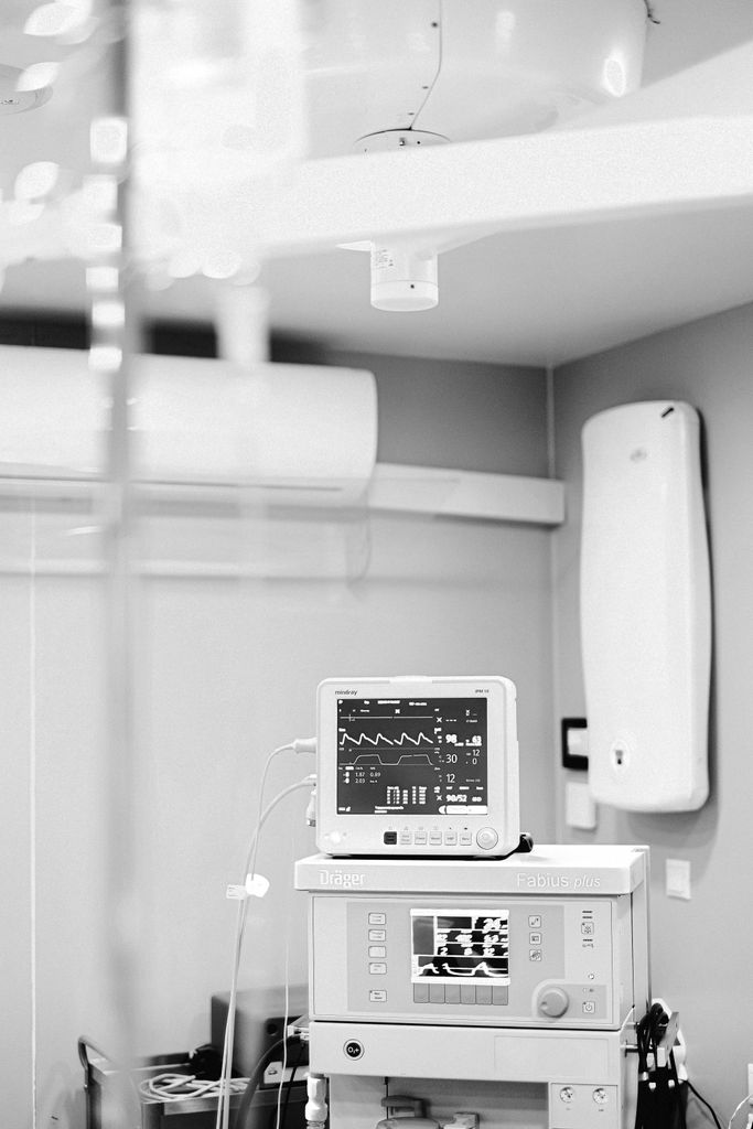 Technicy szpitalni zarabiają mało i&nbsp;powoli odchodzą. Co&nbsp;się stanie, jak ich zabraknie?